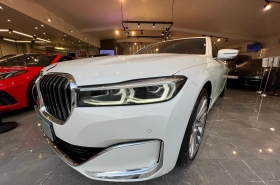 BMW 740Li